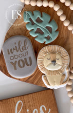 Load image into Gallery viewer, Lion Sitting