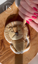Load image into Gallery viewer, Lion Sitting