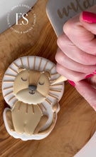 Load image into Gallery viewer, Lion Sitting