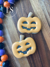 Load image into Gallery viewer, laughing Pumpkin