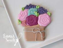Load image into Gallery viewer, Jar With Flowers