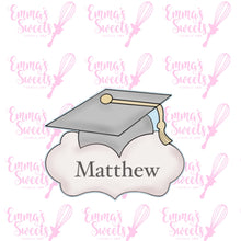 Load image into Gallery viewer, Grad Hat w/Scallop Plaque 1