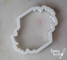Load image into Gallery viewer, Floral Plaque