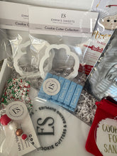 Load image into Gallery viewer, Mr. and Mrs. Claus Cookie Cutter Gift Set 2025