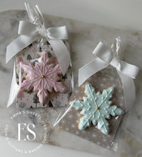 Load image into Gallery viewer, TREES AND SNOWFLAKES -3.625" x 4.5" Small Square Backers (JUST IN !)
