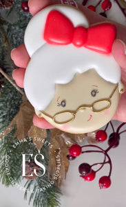 Mrs. Claus Face 5