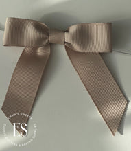 Load image into Gallery viewer, PRE TIED BOWS (36 colours)