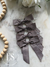 Load image into Gallery viewer, PRE TIED BOWS (50 colours)