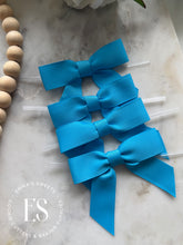 Load image into Gallery viewer, PRE TIED BOWS (50 colours)