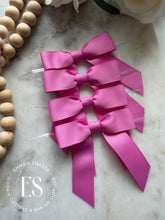 Load image into Gallery viewer, PRE TIED BOWS (50 colours)