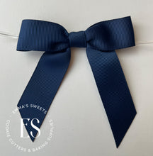 Load image into Gallery viewer, PRE TIED BOWS (36 colours)